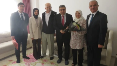 Karaaslan'dan emekli öğretmenlere ziyaret