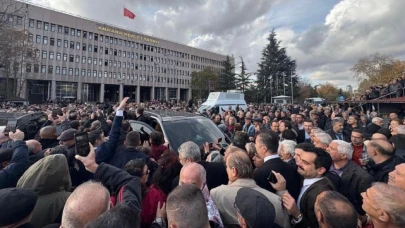 Karagöz, Kılıçdaroğlu'nun duruşmasına katıldı