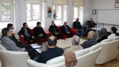Katipoğlu, Plevne Ortaokulu'nu ziyaret etti