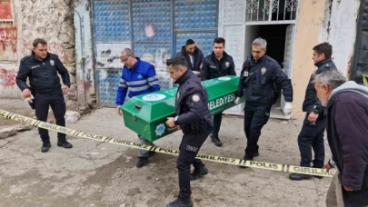 Kız kardeşi ablasını tabancayla öldürülmüş halde buldu