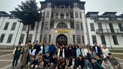 Kutlubey Koleji öğrencileri Fen Lisesi'ni ziyaret etti