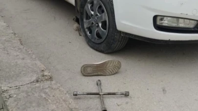 Lastik değiştirirken başına bijon anahtarı isabet eden kişi hayatını kaybetti