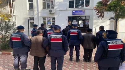 Suluova'da depodan fore kazık hırsızlığına tutuklama
