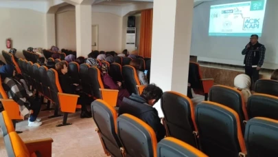 Taşova'da En İyi Narkotik Polisi Anne Projesi anlatıldı