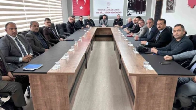Taşova'da afet ve acil durum toplantısı düzenlendi