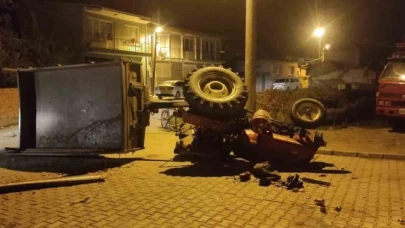 Traktör devrildi, sürücü ölümden döndü