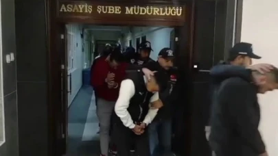 Tuzağa düşürdükleri erkeklerin telefonunu çalıp dolandırıcılık yapan şebekeye yönelik ikinci operasyonda 8 gözaltı