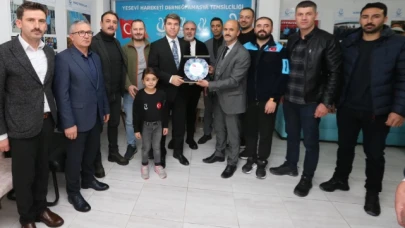 Vali Bakan'dan derneklere ziyaret