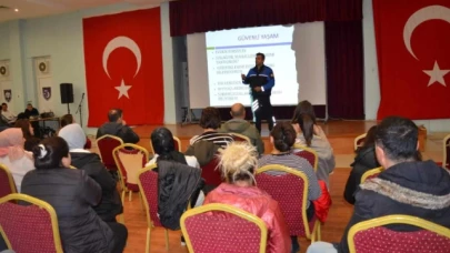5. Ana Jet Üs Komutanlığı'ndaki personel eşlerine eğitim verildi