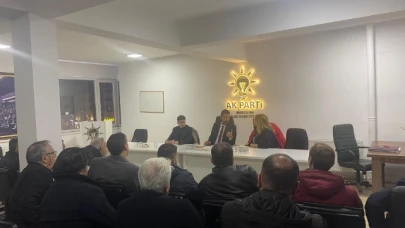 AK Parti Haftalık Yönetim Kurulu Toplantısını Gerçekleştirdi