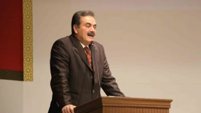 AK Partili Haluk İpek: "Özgür Özel 3 günlük öngörüde bile bulunamıyor"