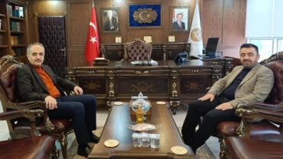 Ayvaz'dan Bayram'a hayırlı olsun ziyareti