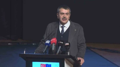 Bakan Tekin: "Türkiye Yüzyılı Maarif Modeli'nin odağında insan ve insana saygı var"