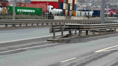 Bariyer otomobile ok gibi saplandı: 1 ölü, 2 yaralı