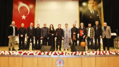 “Beş Saz, Bir Solist” adlı konser düzenlendi