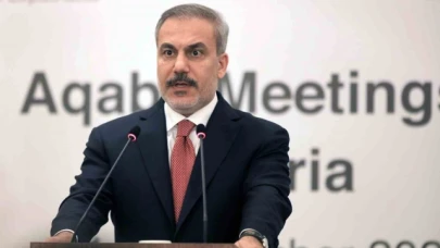 Dışişleri Bakanı Fidan: "Türkiye olarak Suriye halkıyla omuz omuza duracağız"