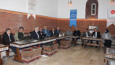 Edebiyat Akademisi'nin bu haftaki konuğu Tökel oldu