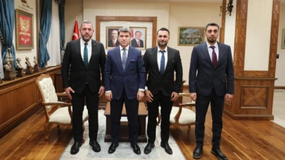 Ersoy ve yönetiminden Bakan'a makamında ziyaret