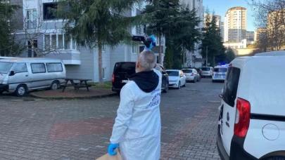Evinde ölü bulundu