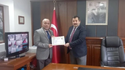 Gümüşhacıköy'de Din Görevlilerine "Başarı Belgesi"