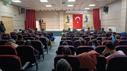 Kartal “Mehmet Akif Ersoy’u Anma Haftası” etkinliğine katıldı