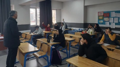 Katipoğlu Merzifon'da devam eden DYK'ları yerinde inceledi