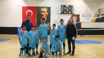 Kupa ve madalyalar sahiplerini buldu