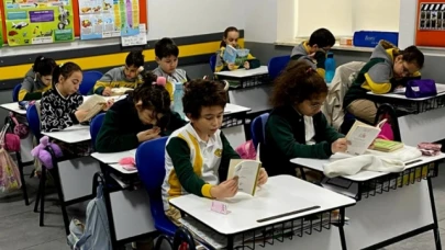 Merzifon Kutlubey Koleji'nde Kitap Okuma Etkinliği