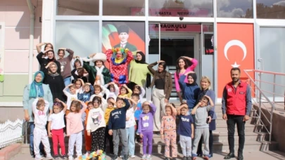 Minik Eller Büyük İşler Programı Düzenlendi