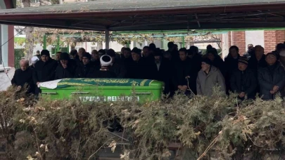 Tamir ettiği otomobilinin egzoz gazından zehirlenen şahıs hayatını kaybetti