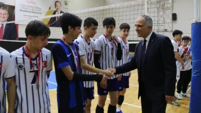 Voleybol Genç Erkekler İl Birinciliği Müsabakaları tamamlandı