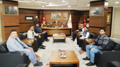 Yabancı uyruklu öğrencilerden Turabi’ye ziyaret