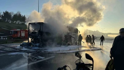 Yolcu otobüsü alevlere teslim oldu: 25 kişi ölümden döndü