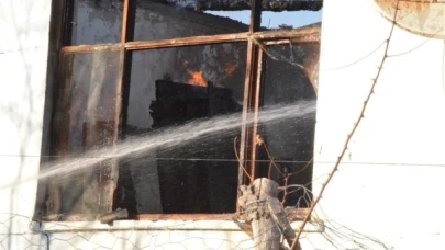 Amasya'da müstakil ev yangında kullanılamaz hale geldi