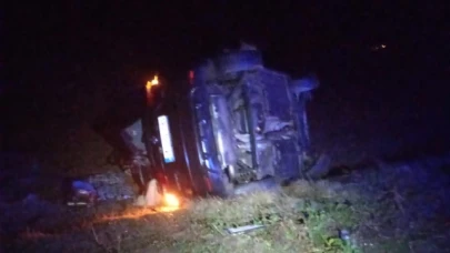 Amasya'da otomobil şarampole devrildi: 2 ölü, 3 yaralı