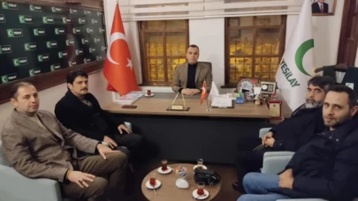 Anahtar Parti'den Yeşilay'a ziyaret