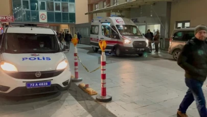 Balkondan düşen kadın hayatını kaybetti