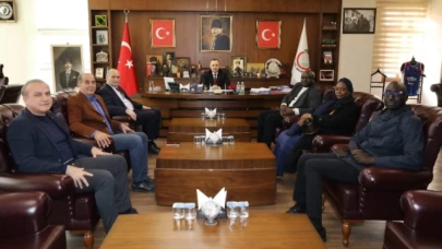 Başkan Kırlangıç, Vali Bakan ve Başkan Sevindi'yi ziyaret etti