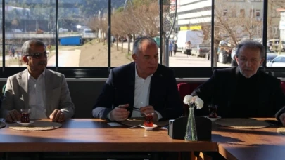 Başkan Özalp, Gazetecilerle Bir Araya Geldi