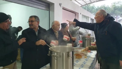 CHP'den çorba ikramı ve bere dağıtımı