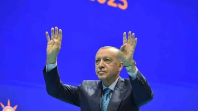 Cumhurbaşkanı Erdoğan: "Bizden sonraki nesillere güçlü bir Türkiye mirası bırakacağız"