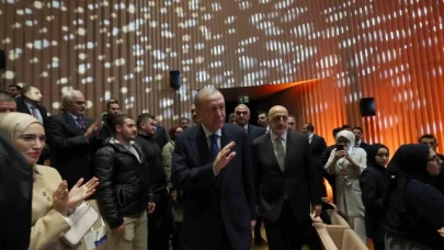 Cumhurbaşkanı Erdoğan: "Üstadın uğruna ömrünü adadığı gençlik, Kızılelma'ya uzanacaktır"