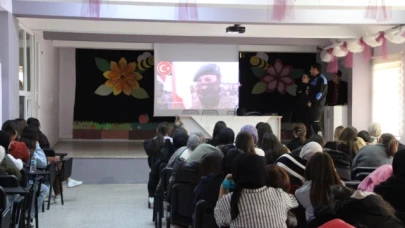 Emniyet'ten Toplum Destekli Polislik Faaliyetleri