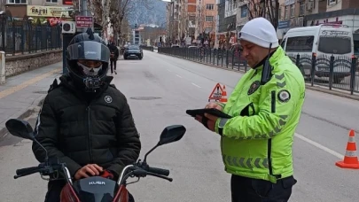 Emniyetten kask denetimi