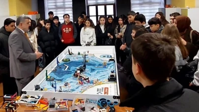 Fen Lisesi'nde okul tanıtım programları devam ediyor