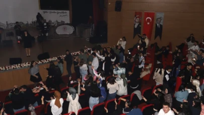 Final sınavları öncesi moral konseri düzenlendi