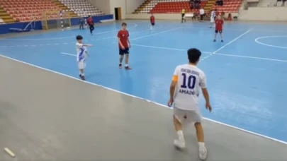 Finale yükselen ikinci takım; Serdar Zeren Ortaokulu
