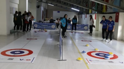 Floor Curling Genç Kızlar ve Erkekler Müsabakaları tamamlandı