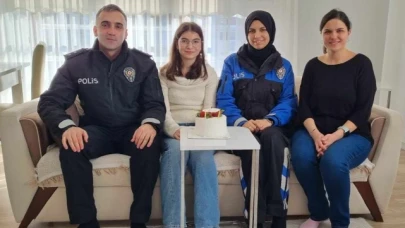 Merzifon'da şehit kızına polis ekiplerinden doğum günü sürprizi