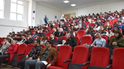 Merzifon MYO Öğrencilerine Girişimcilik Anlatıldı